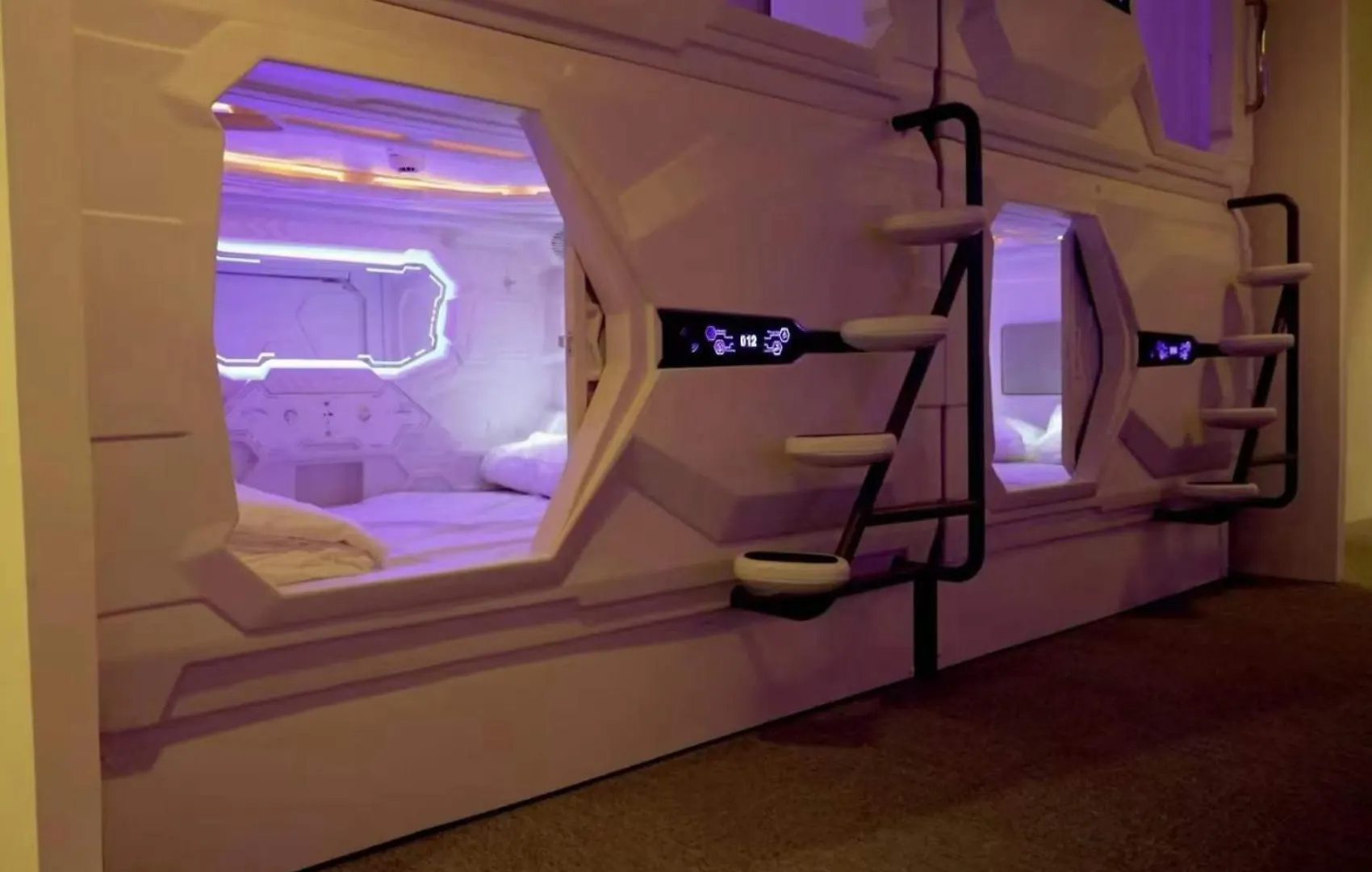 Mermaid Space Capsule Hostel Palermo Italy