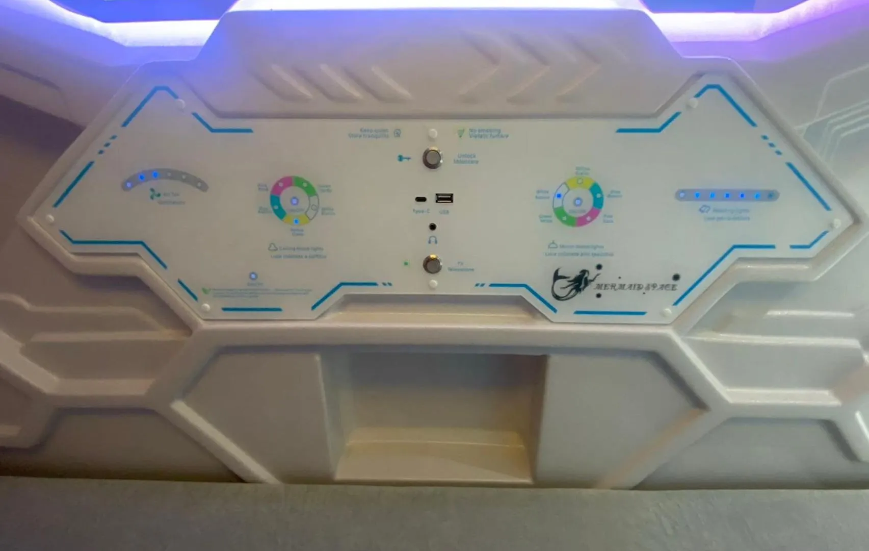 Mermaid Space Capsule Hostel Palermo