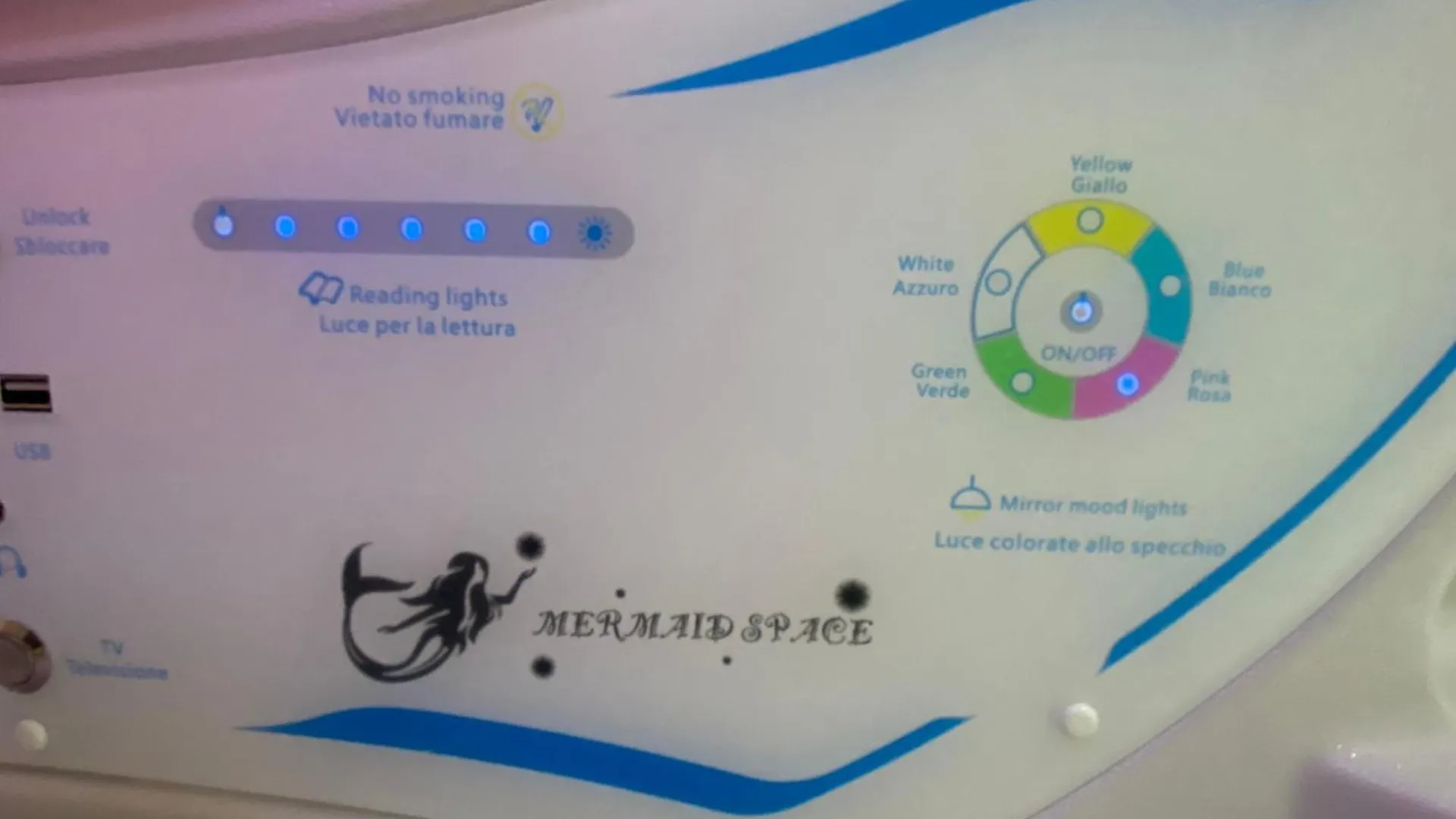 Mermaid Space Capsule Hostel Palermo