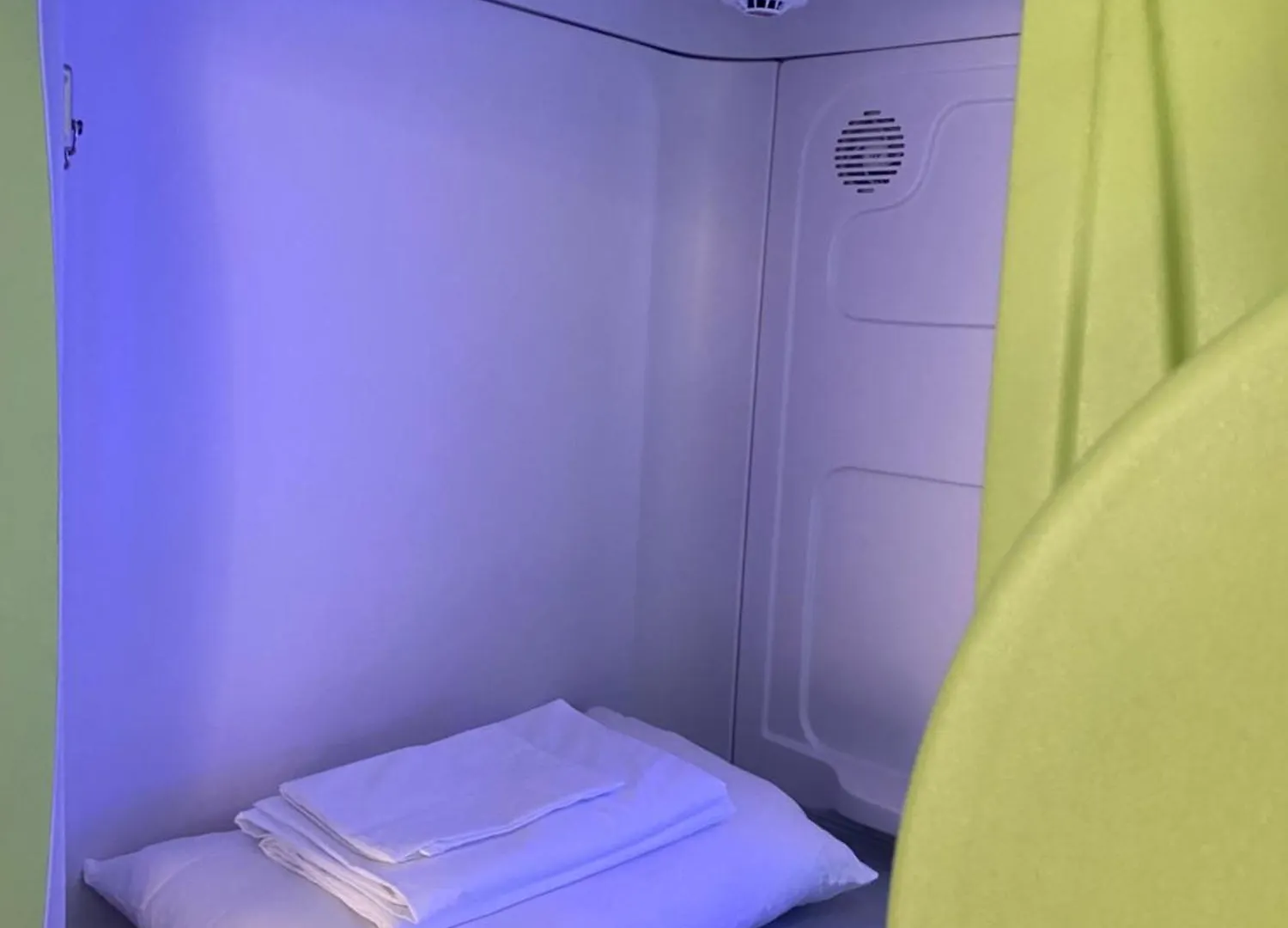 Mermaid Space Capsule Hostel Palermo 0*,