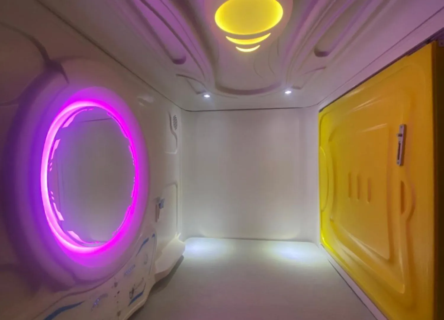 Mermaid Space Capsule Hostel Palermo
